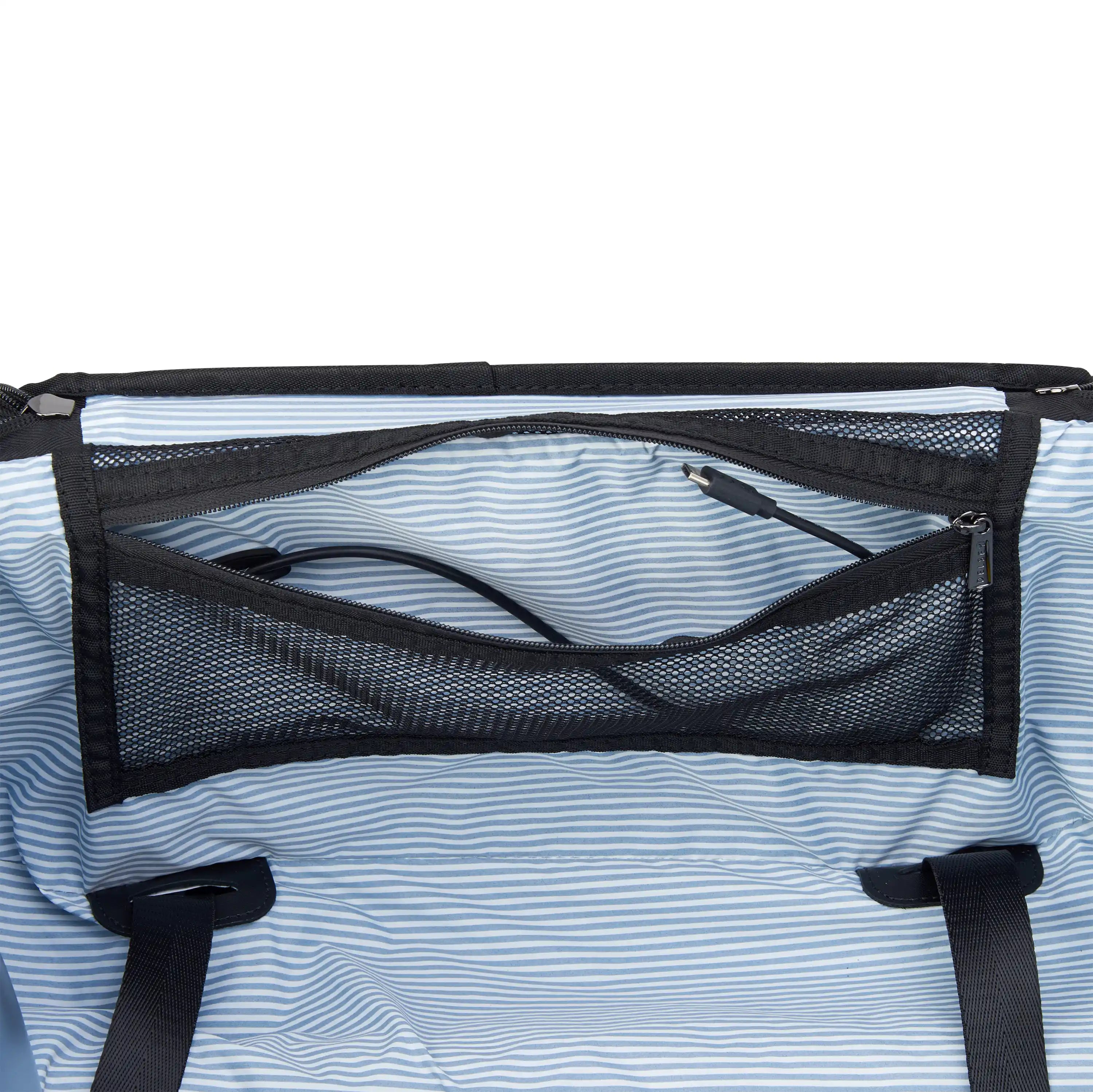 WAGRAM | 23-Inch Expandable Carry-On Suitcase, Navy