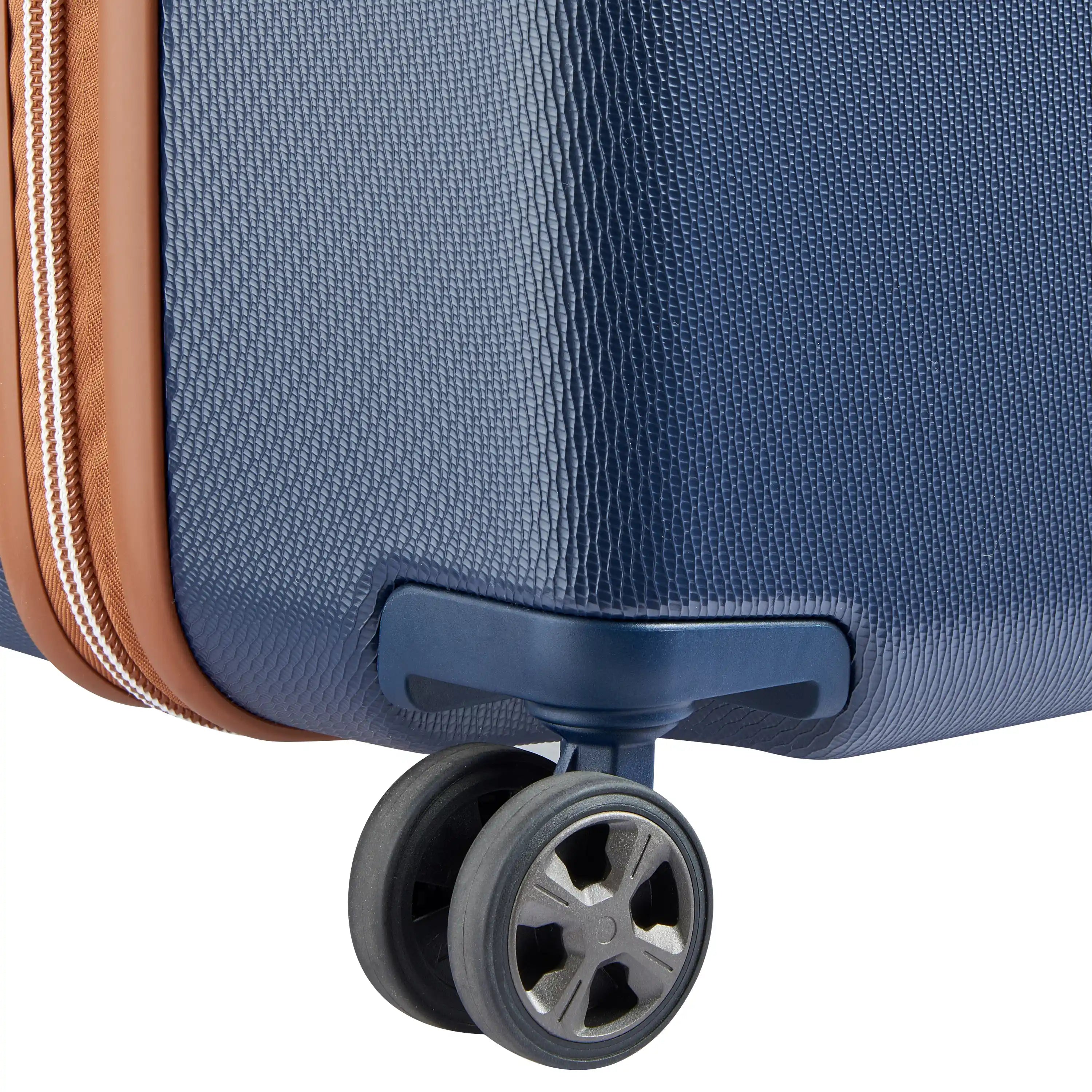 CHATELET AIR 2.0 | 30-Inch Check-In Suitcase, Navy blue