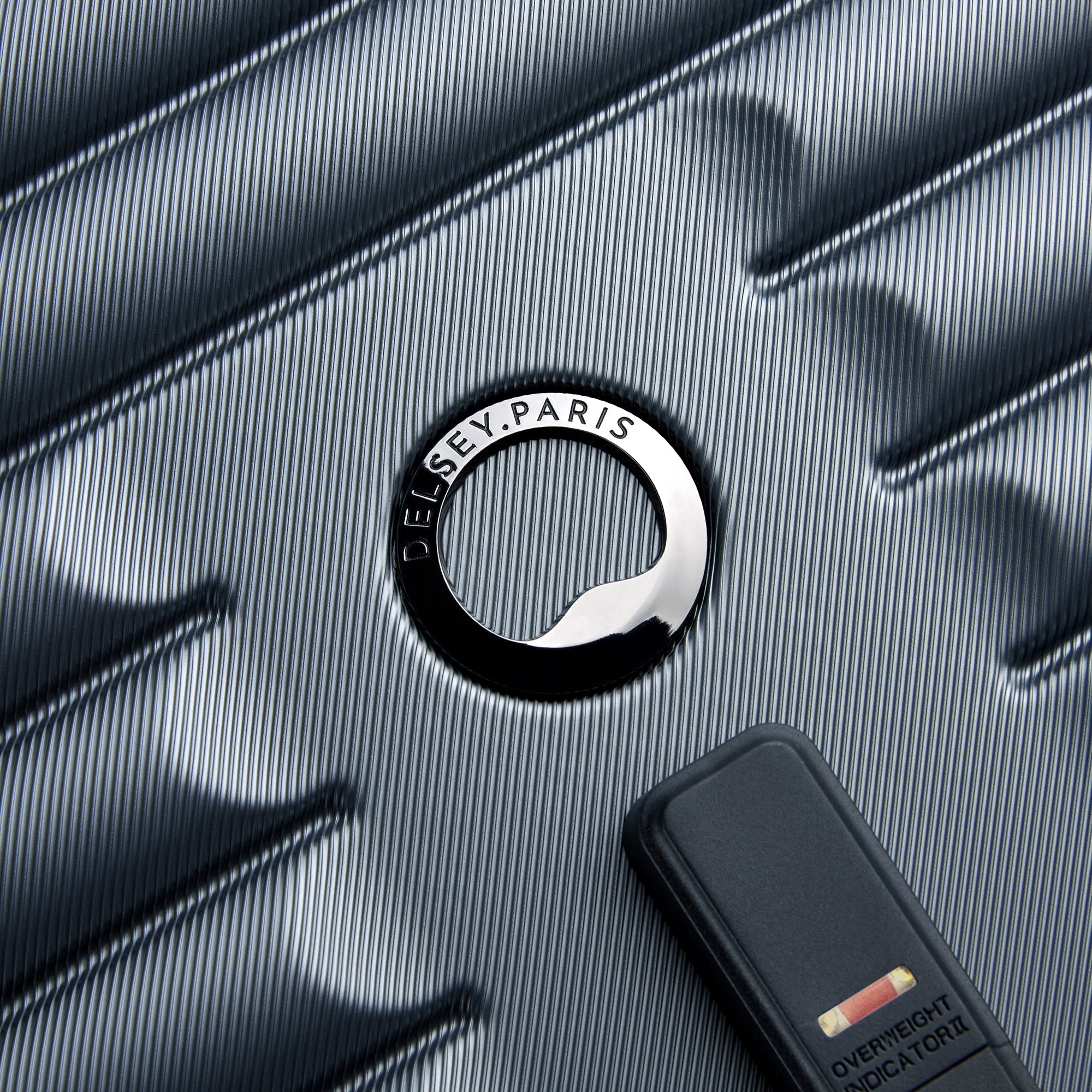 CRUISE 3.0 | 30-Inch Check-In Trunk Suitcase, Graphite