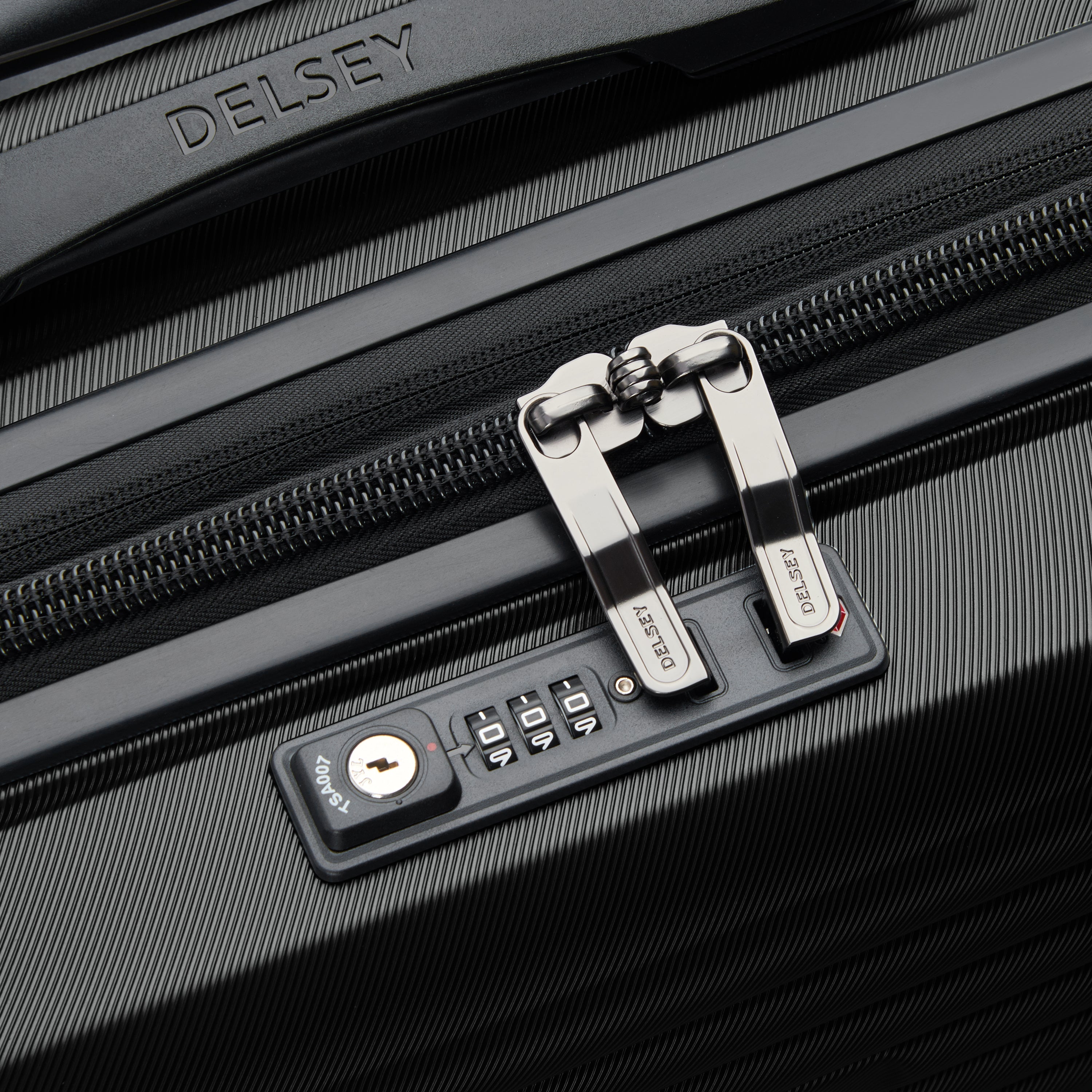 CRUISE 3.0 | Carry-On Underseater Suitcase, Black