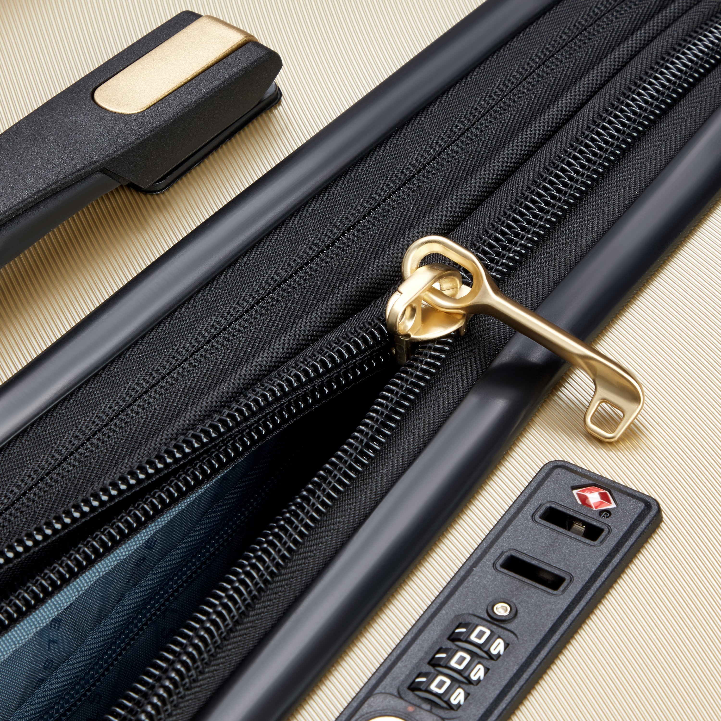 CRUISE 3.0 | 32-Inch Expandable Check-In Suitcase - 80th Anniversary Edition, Gold