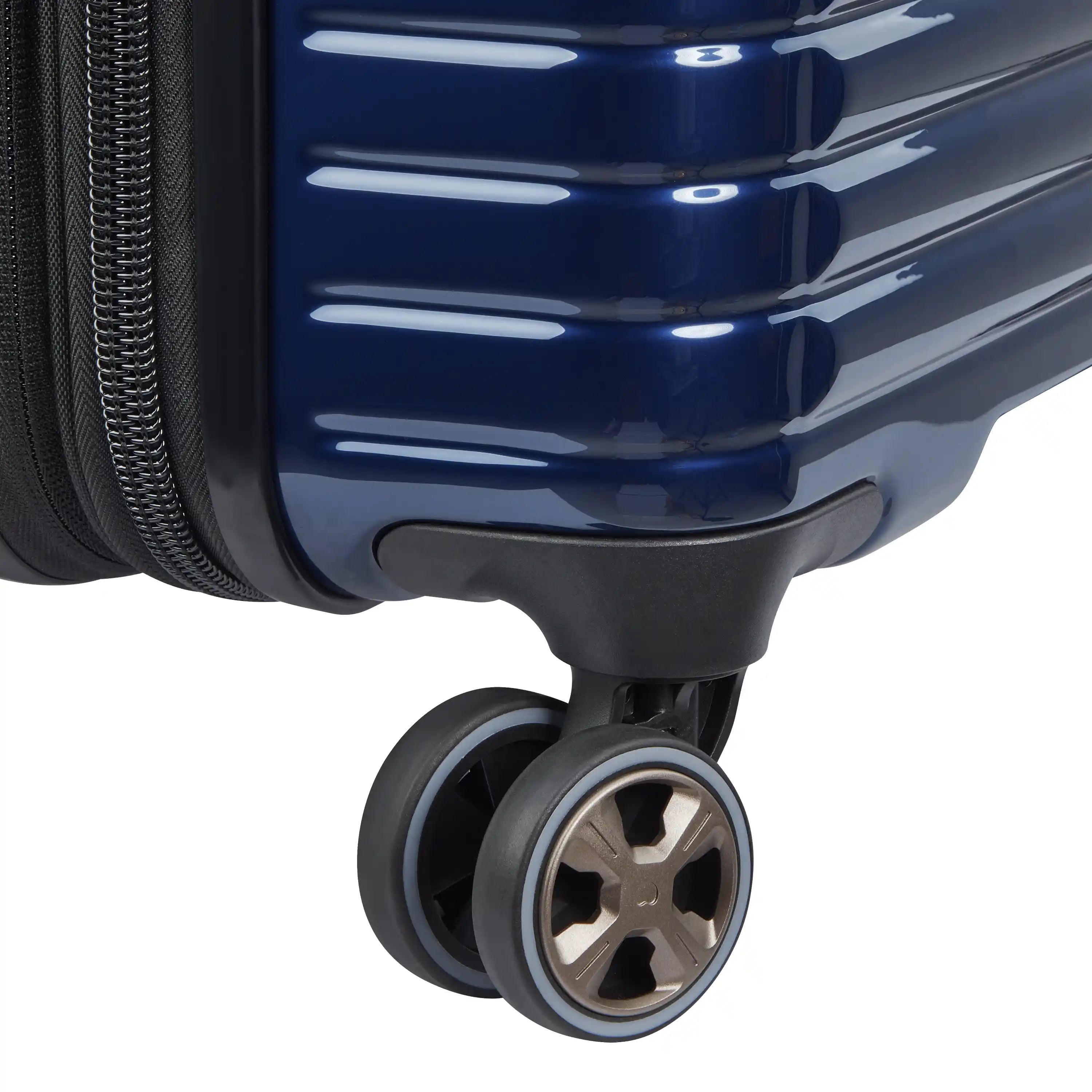 CRUISE 3.0 | 23-Inch Expandable Carry-On Suitcase, Deep sea navy