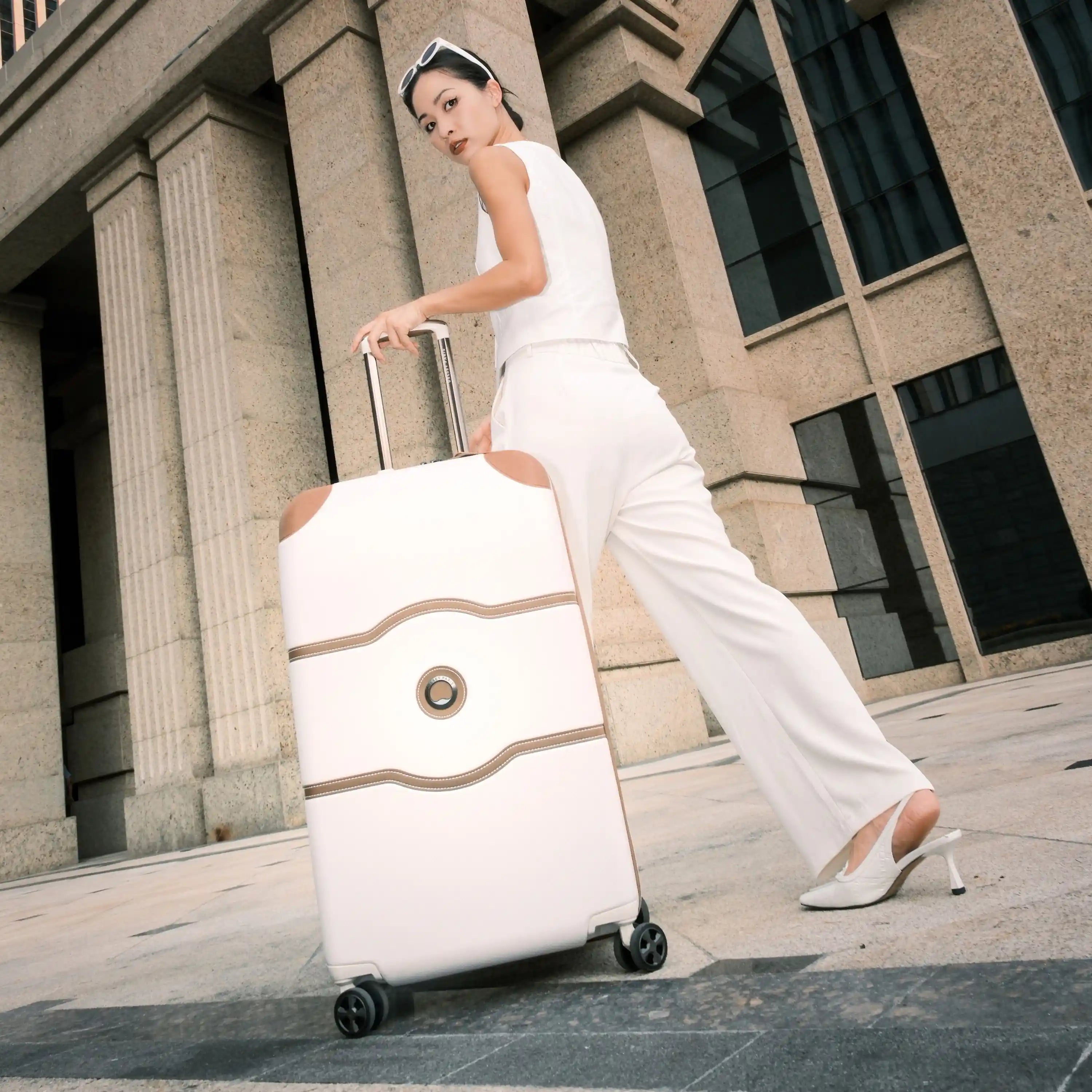 CHATELET AIR 2.0 | 29-Inch Check-In Trunk Suitcase, Angora