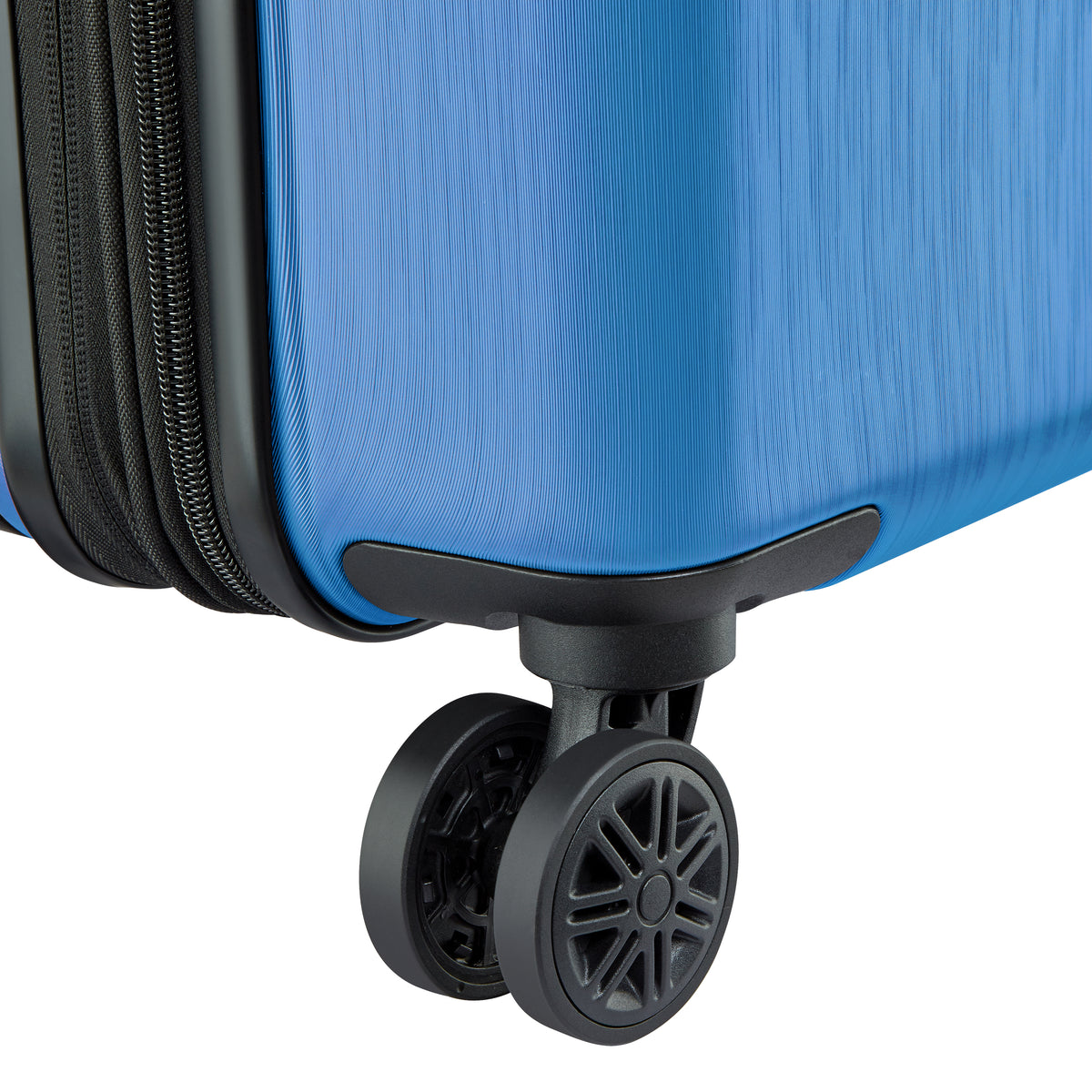 COSMIQUE 23-Inch Expandable Carry-On Suitcase, Light blue