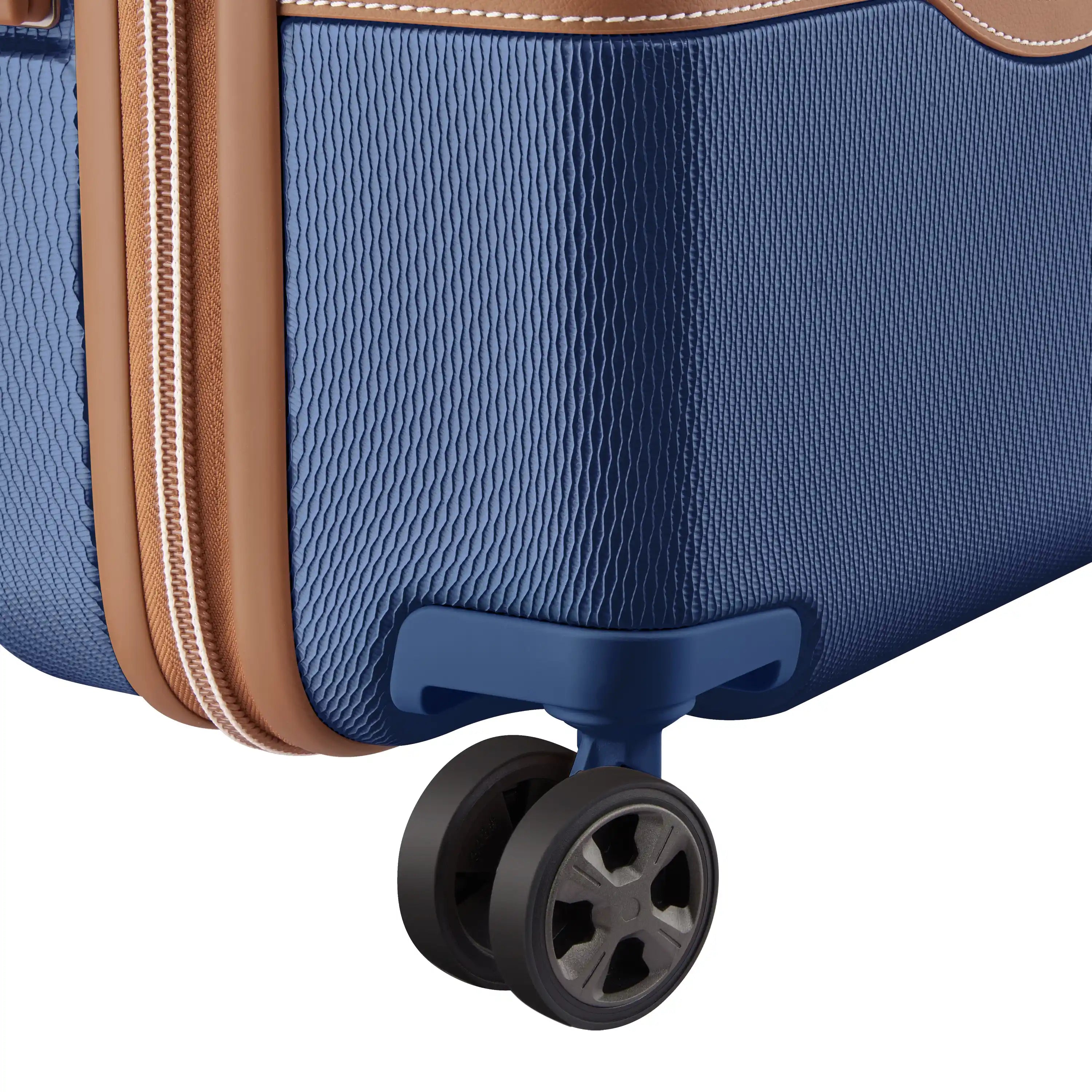 CHATELET AIR 2.0 | 23-Inch Carry-On Suitcase, Navy blue