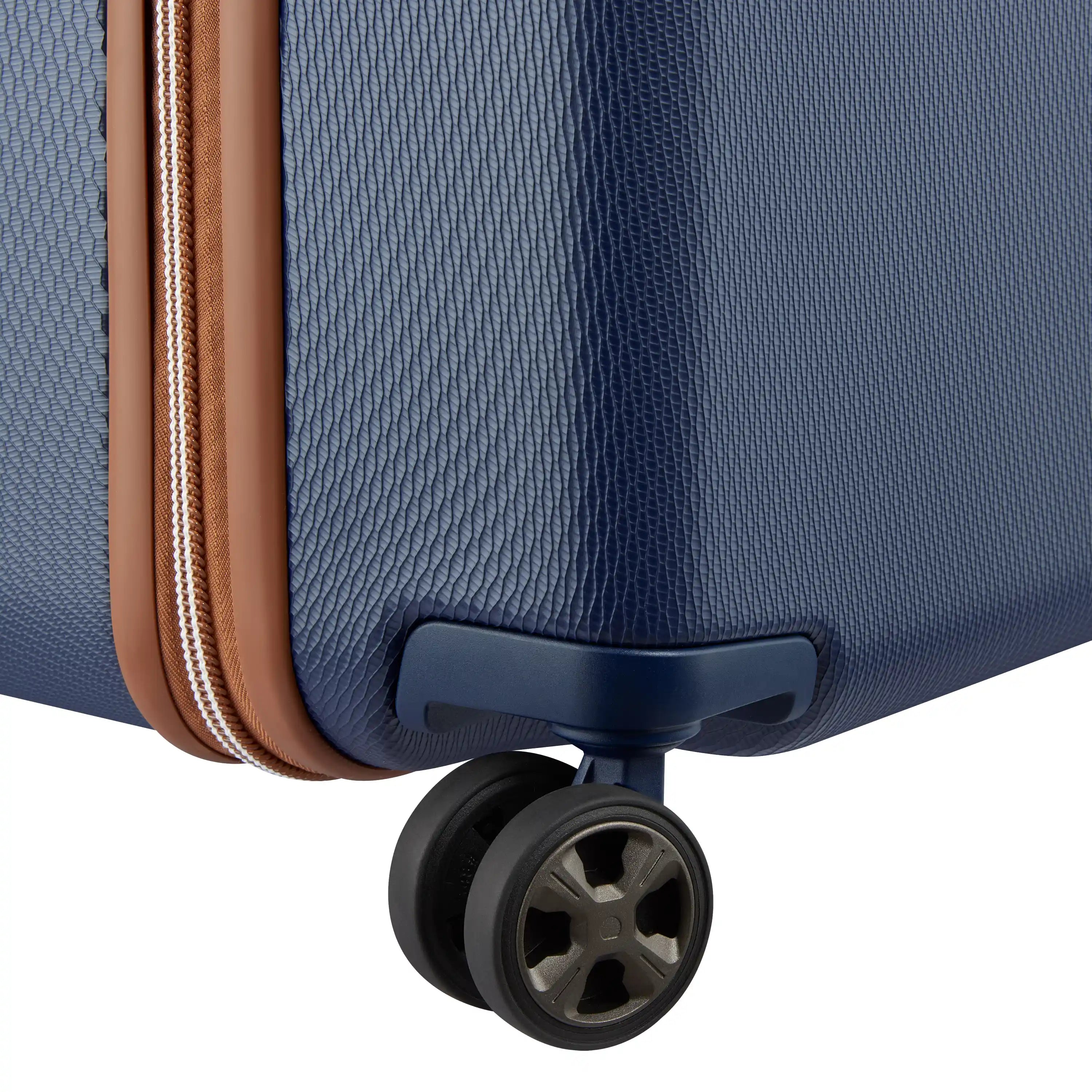 CHATELET AIR 2.0 |  29-Inch Check-In Trunk Suitcase, Navy blue