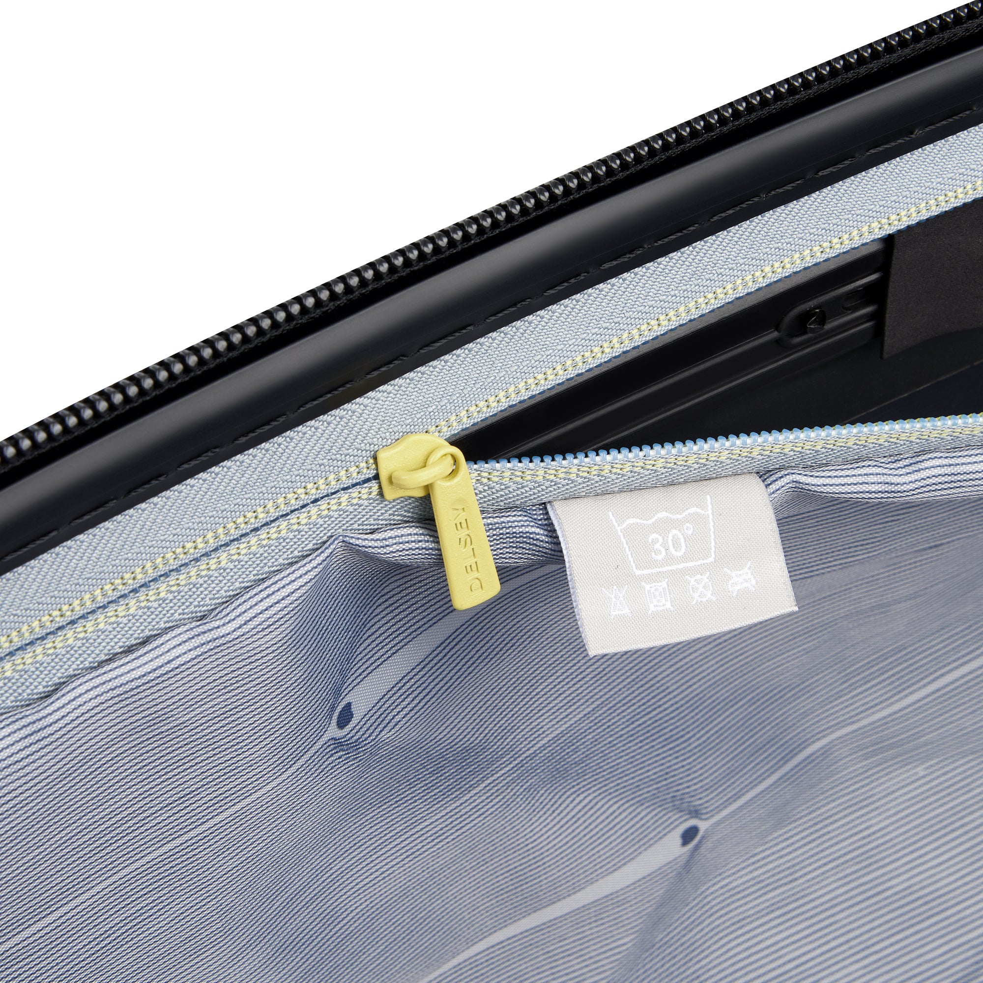 CRUISE 3.0 | 30-Inch Check-In Trunk Suitcase, Blue
