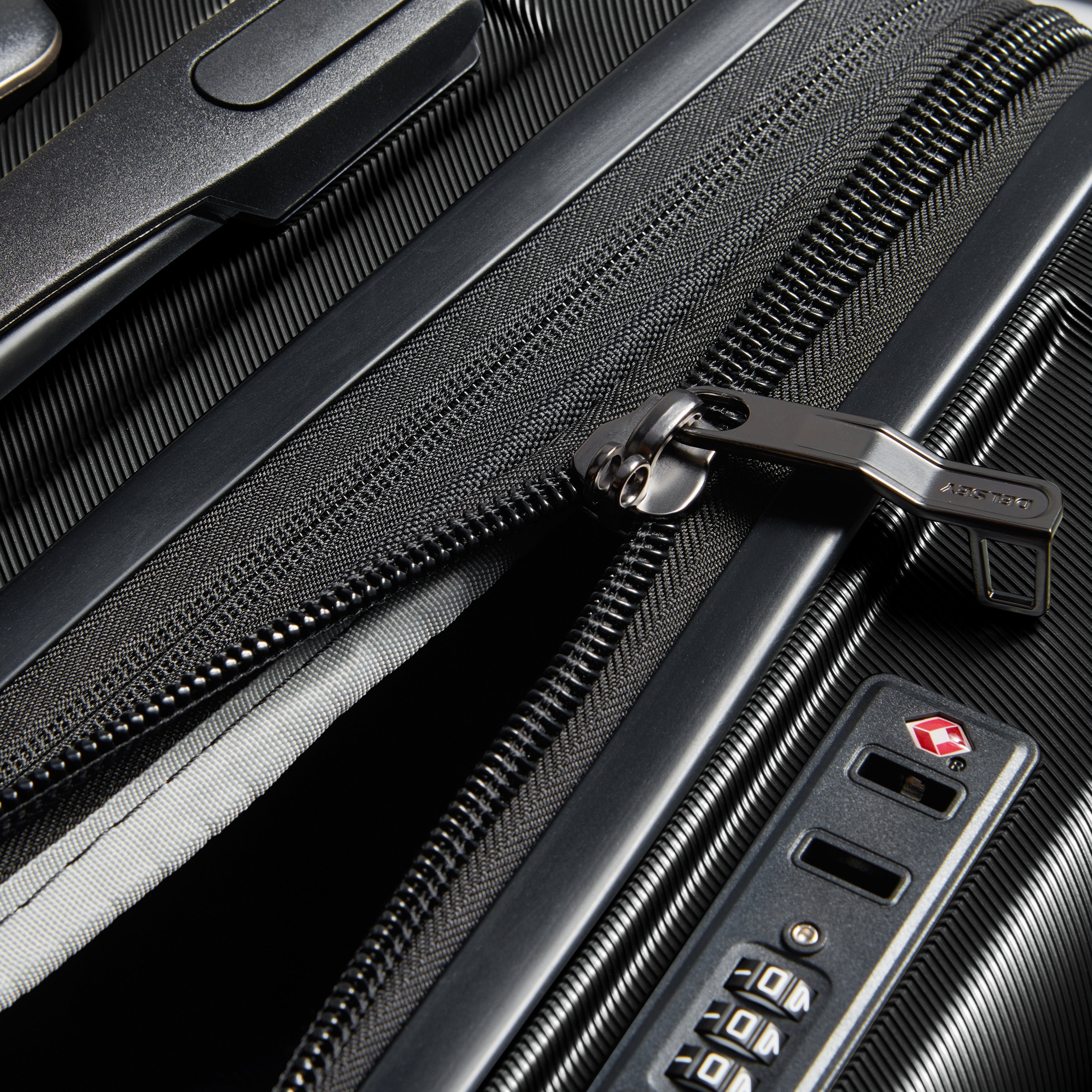 CRUISE 3.0 | Carry-On Underseater Suitcase, Black