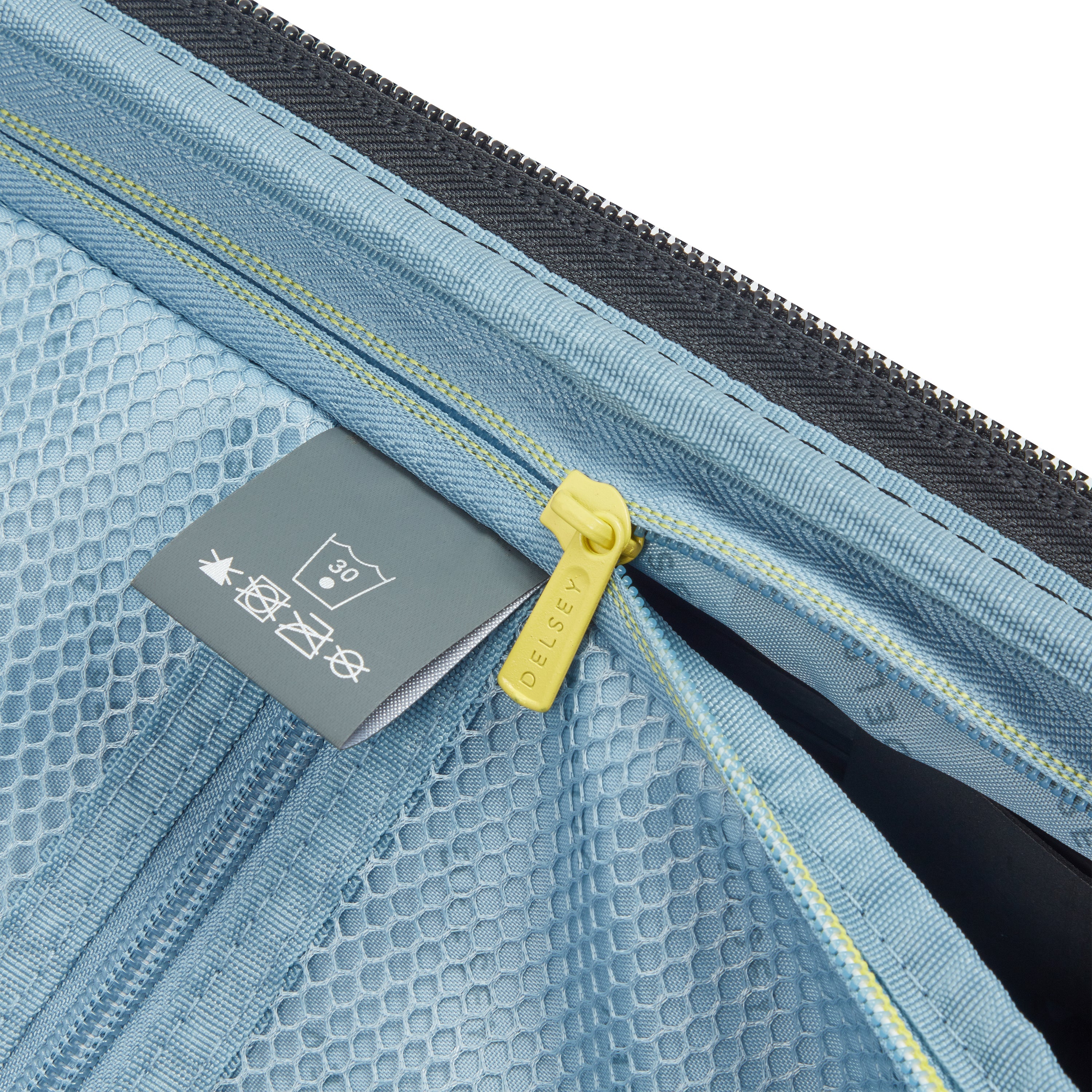 CRUISE 3.0 | 23-Inch Expandable Carry-On Suitcase - 80th Anniversary Edition, Gold