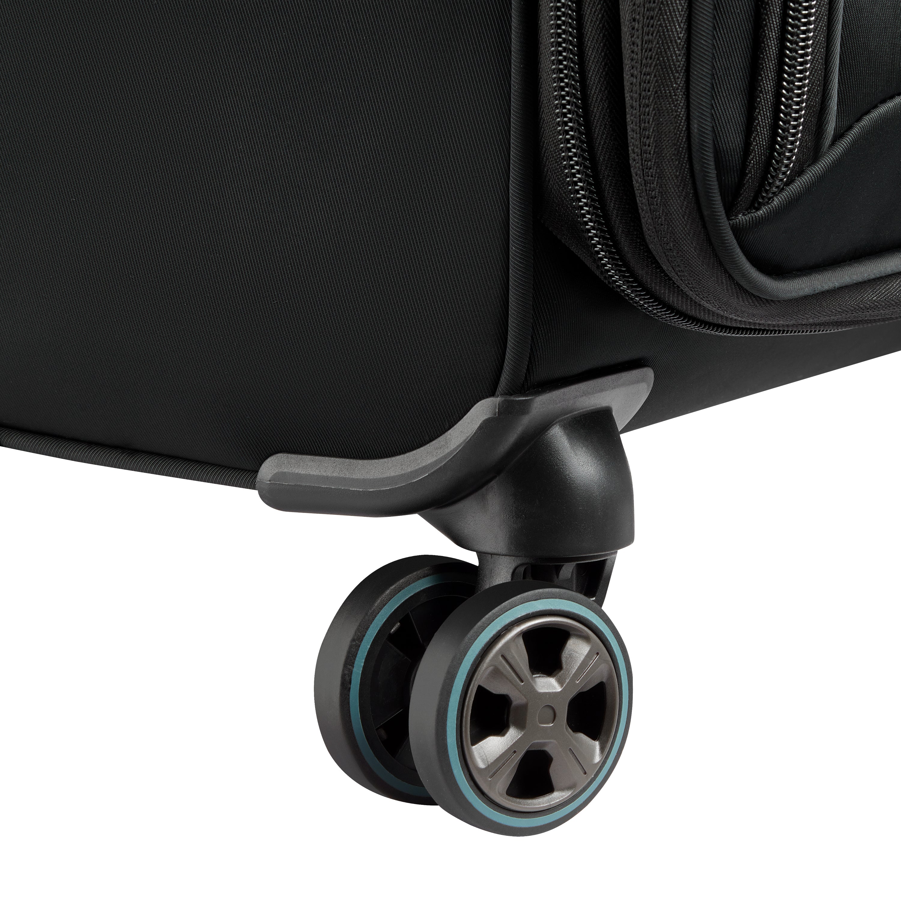 CRUISE 3.0 | 23-Inch Expandable Carry-On Suitcase, Black