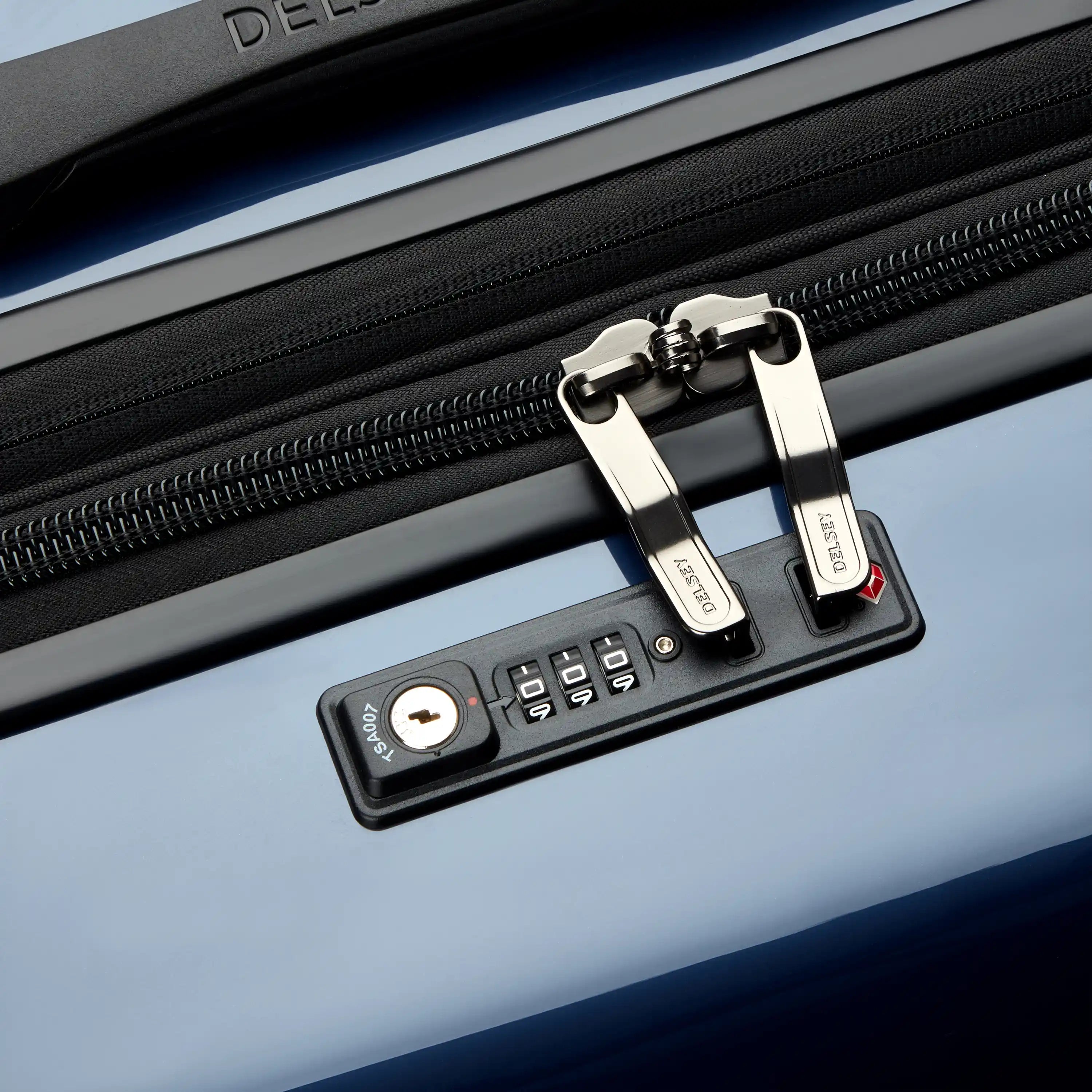 CRUISE 3.0 | 32-Inch Expandable Check-In Suitcase, Deep sea navy