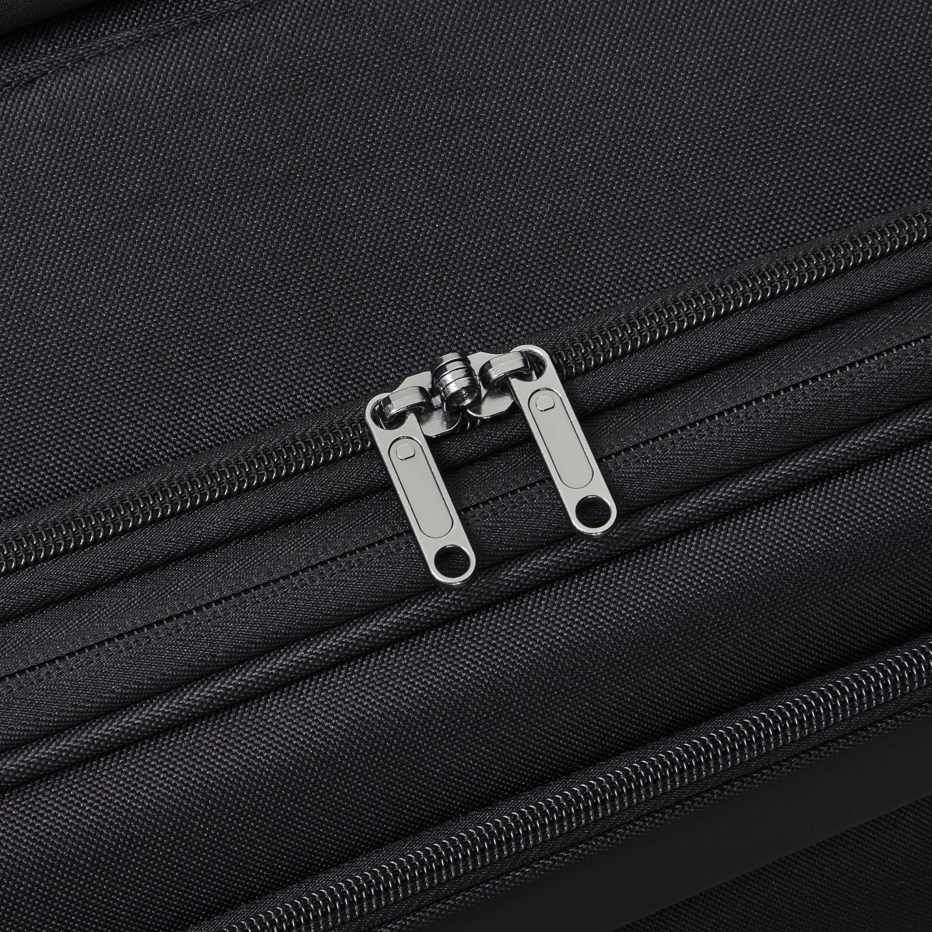 SKY MAX 3.0 | 27-Inch Check-In Suitcase, Black