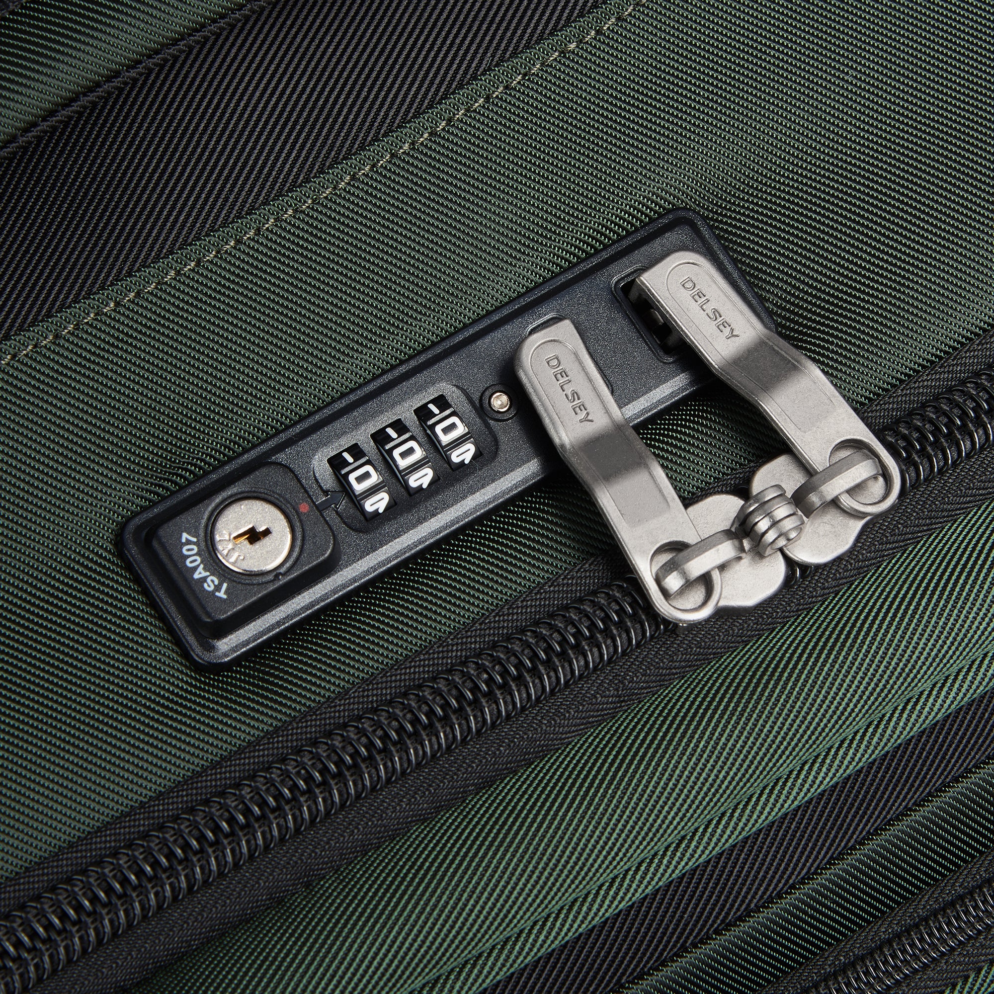 SKY MAX 2.0 |  27-Inch Expandable Check-In Suitcase, Green