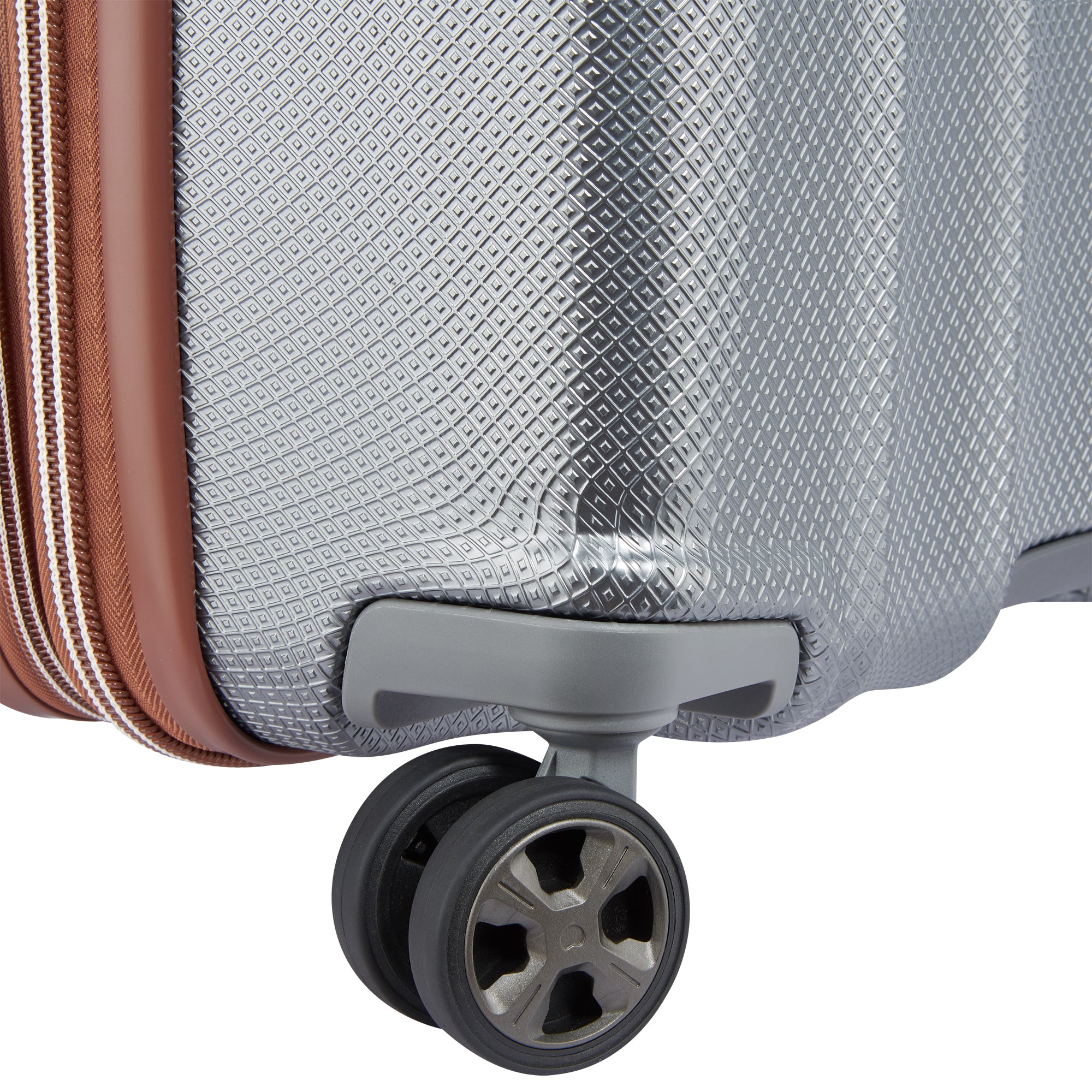 CARROUSEL | 27-Inch Expandable Check-In Suitcase, Platinum