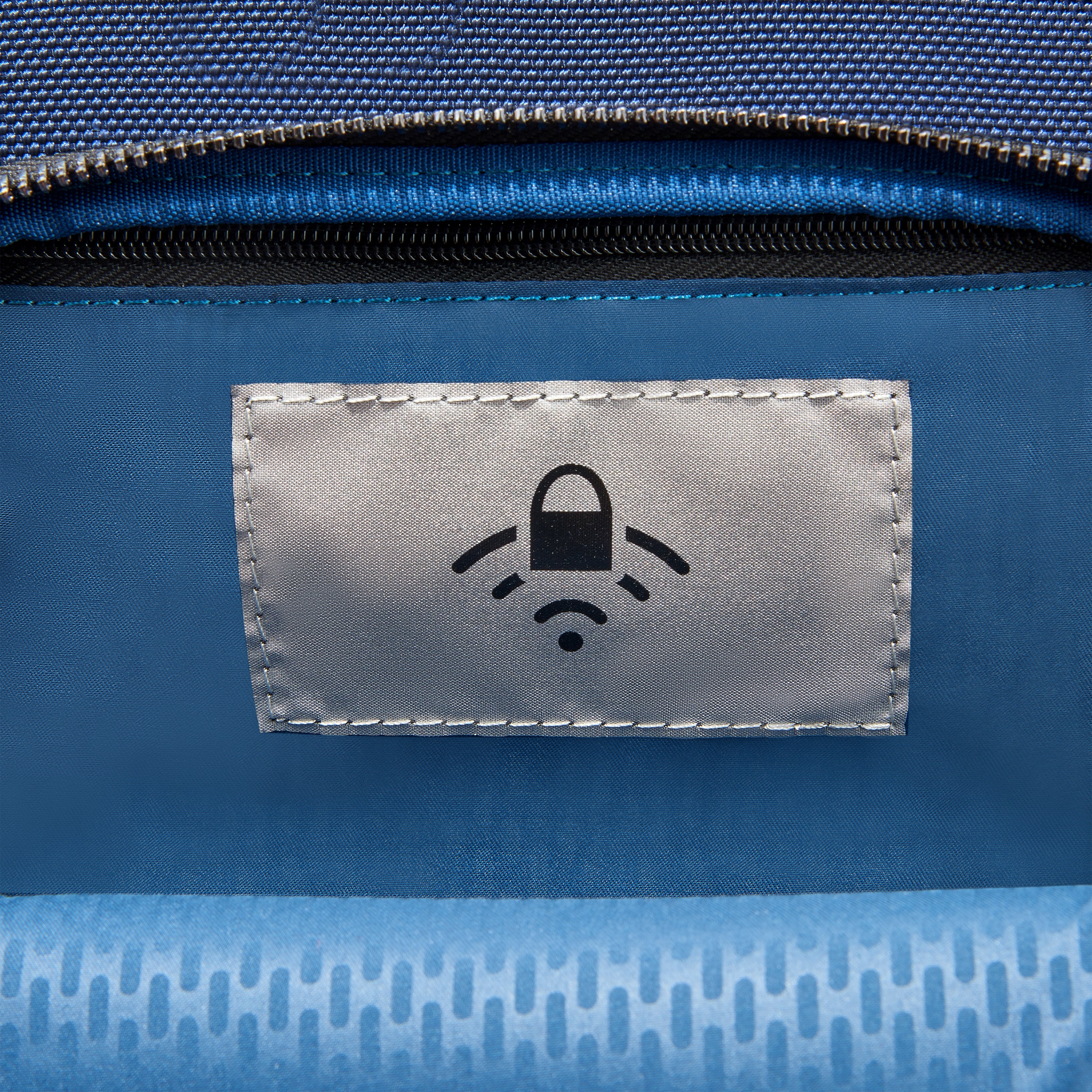 WAGRAM |  15.6-Inch Laptop Backpack, Navy